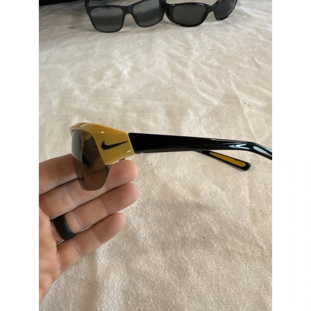 Nike Sport Sunglasses Yellow Black Wrap Running Cycling Shades